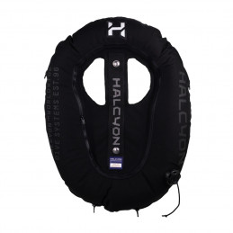 Halcyon ERA 30 lbs standard wing for single-tank with black 3D logo.