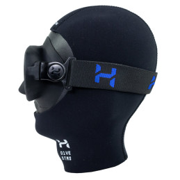 Halcyon elastic mask strap blue color mounted on Omnis mask