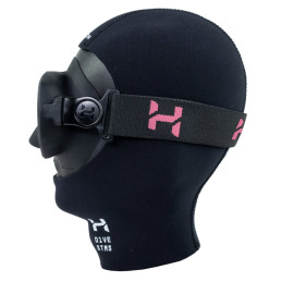 Halcyon elastic mask strap pink color mounted on Omnis mask