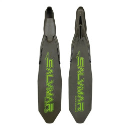 Pair of Salvimar Speeder HD military green fins for freediving and spearfishing