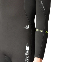 Aquastop wrist seal detail on Salvimar Marina 7 mm wetsuit